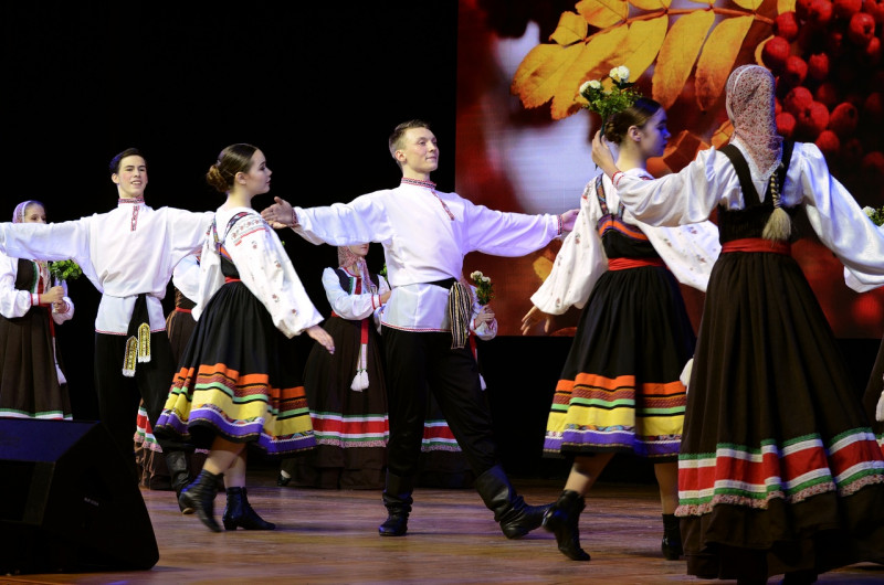 В Тобольск едет «Танец большого Урала» 