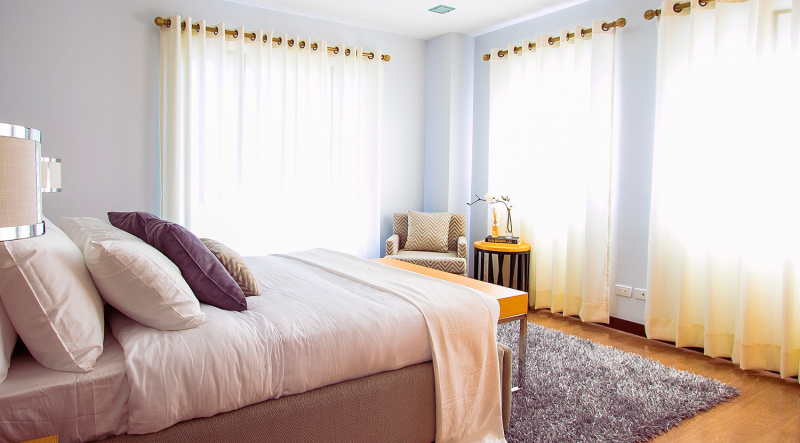 Как быстро и дешево менять интерьер спальни каждый год: новый подход к организации пространства